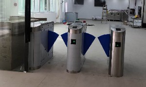 深圳同樂海關食堂-刷卡翼閘